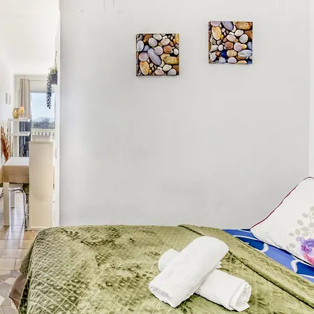 Les Embruns Apartment